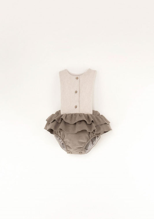 3.4 Taupe romper suit with bib and frill-Popelin