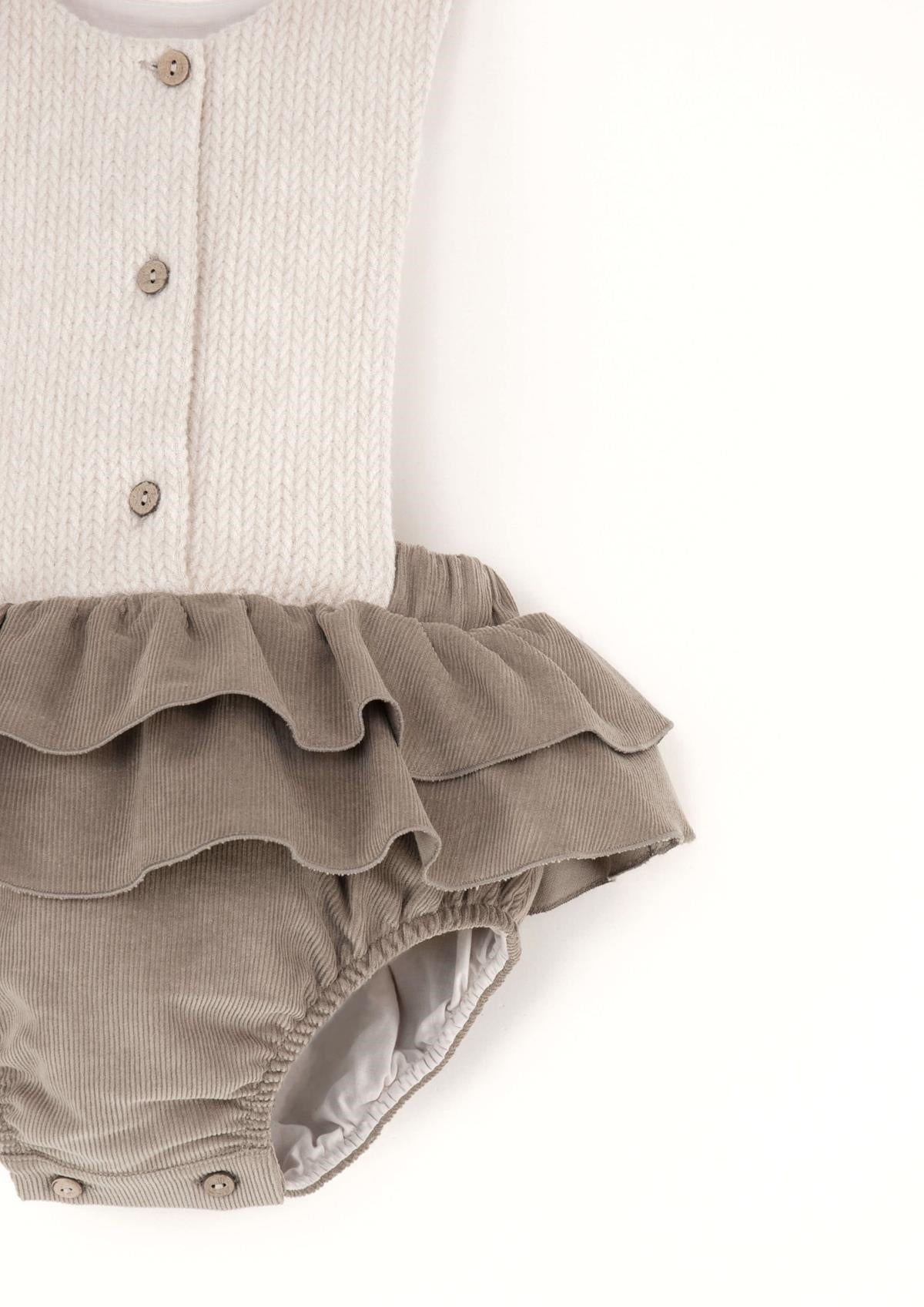 3.4 Taupe romper suit with bib and frill-Popelin