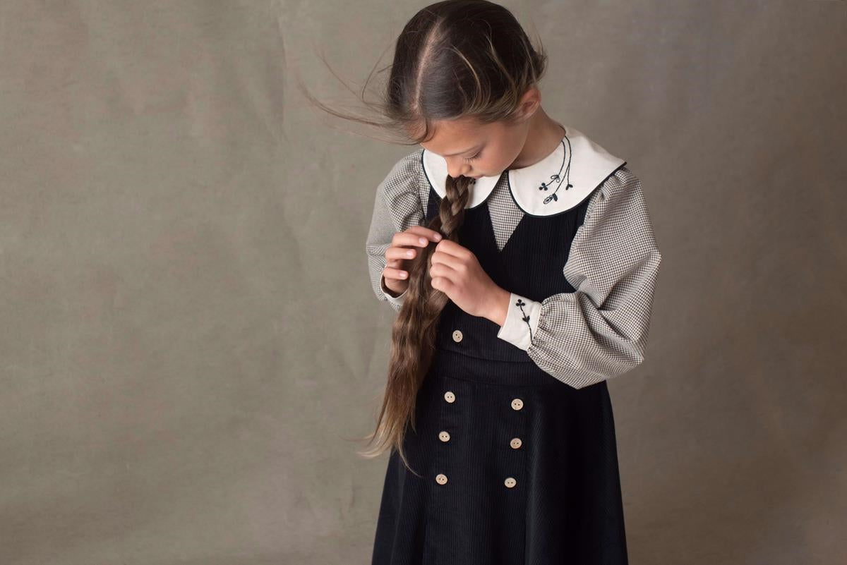 35.4 Black dress with pleats-Popelin