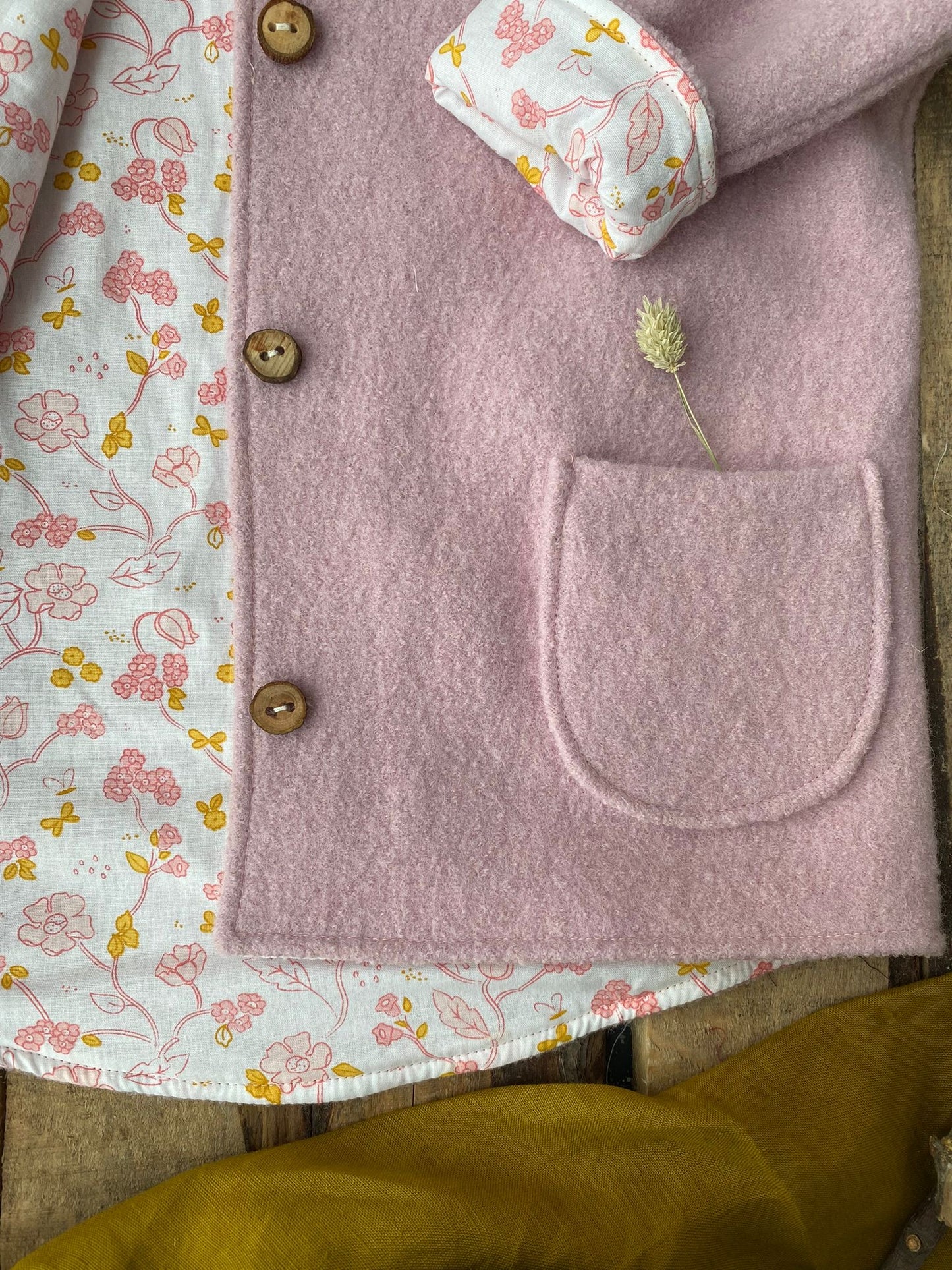 100% Wool Flowers and Birds, Pink-Kleine Schobbejak
