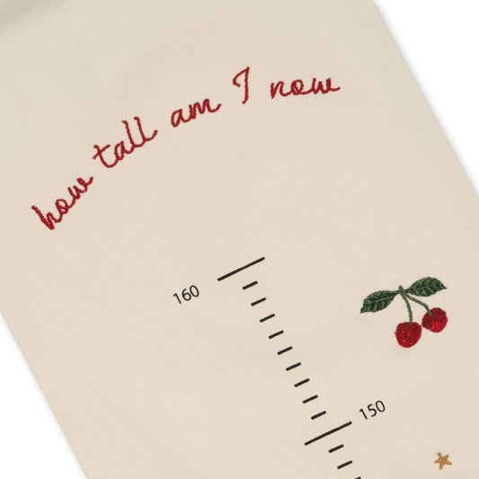 How Tall Am I Now- Konges Slojd