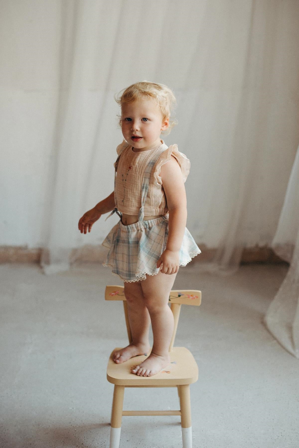 Pink plaid romper suit with removable straps-Popelin