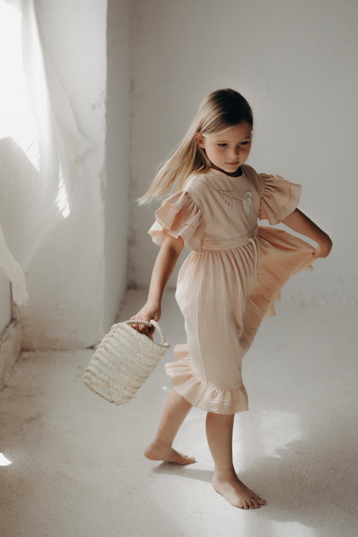 Pink organic dress with embroidered yoke and appliqué-Popelin