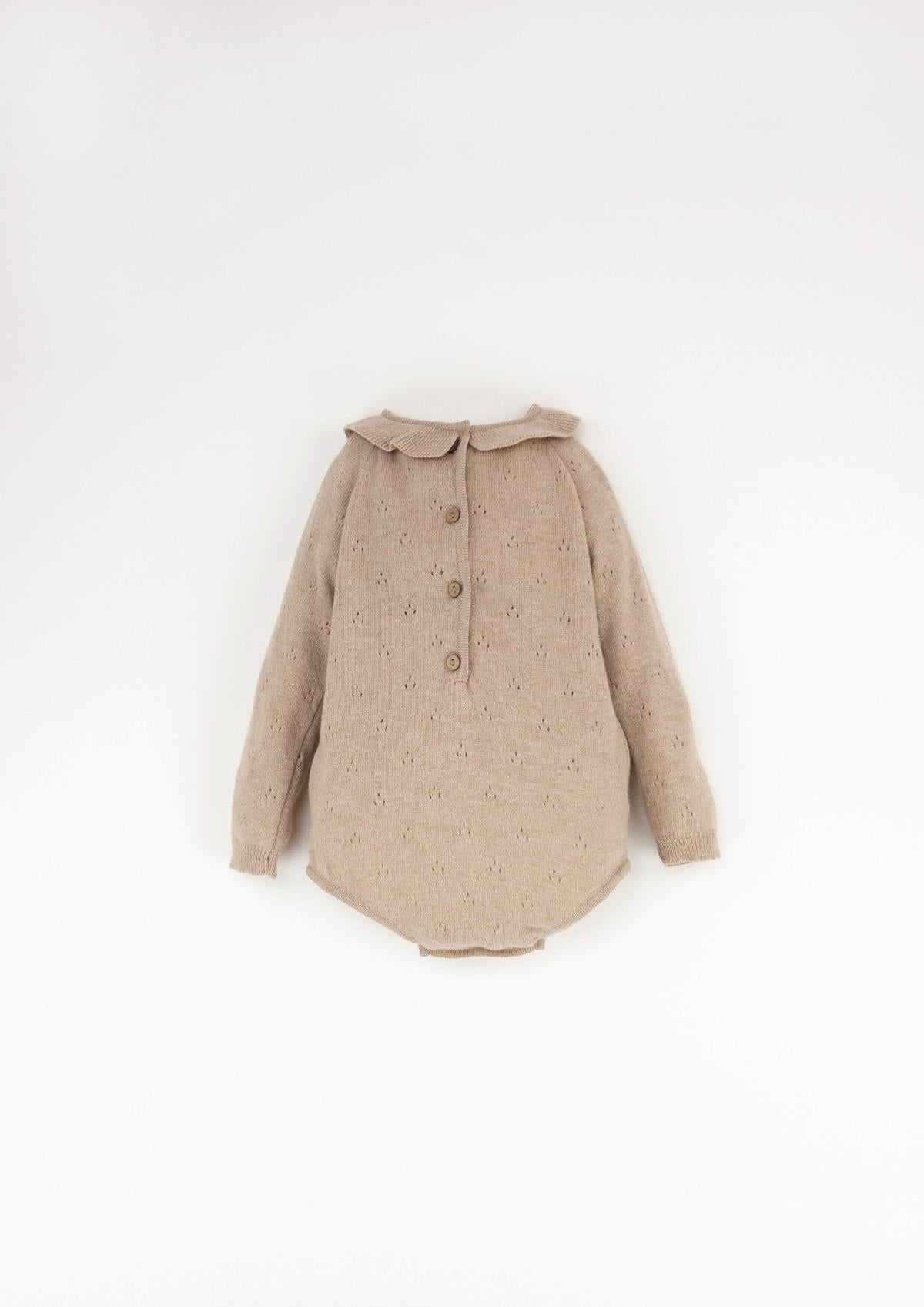 5.2 Beige knitted romper suit with frilled collar-Popelin