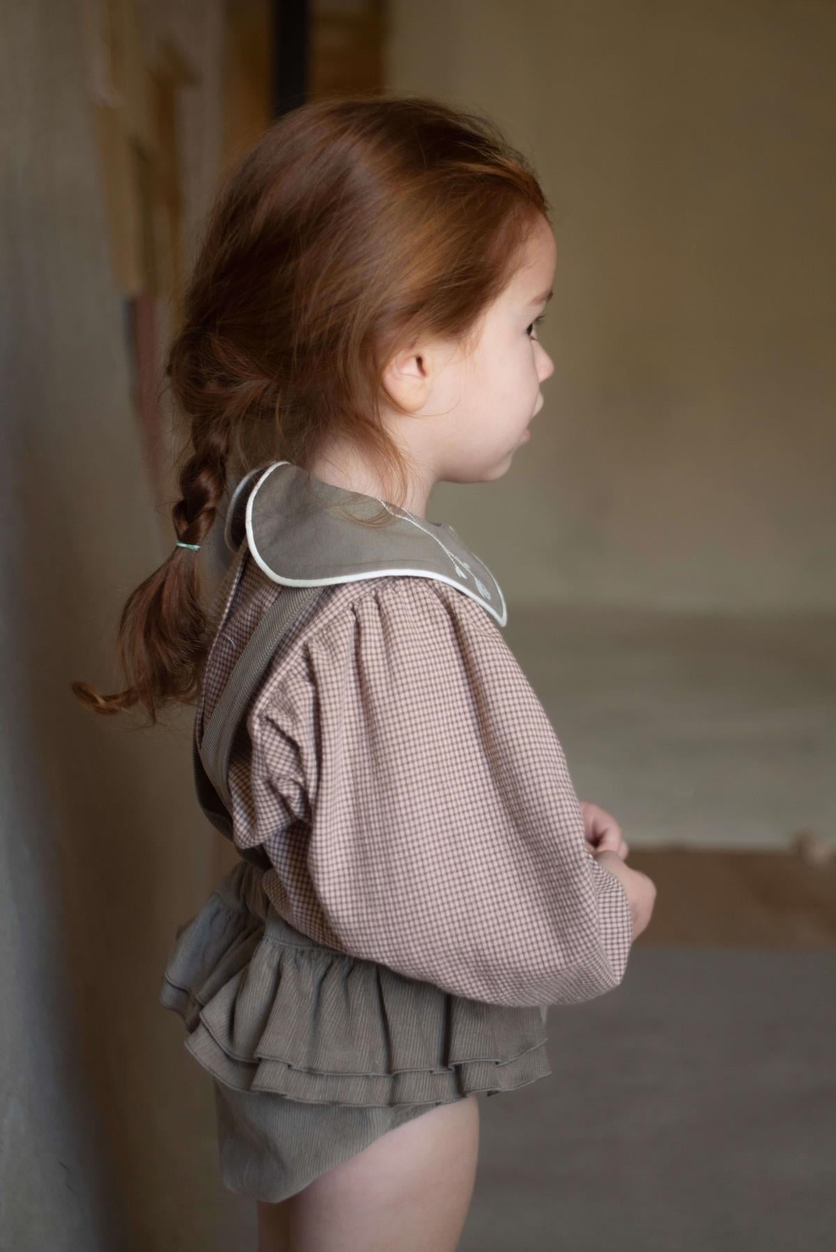 13.1 Pink gingham blouse with baby collar-Popelin