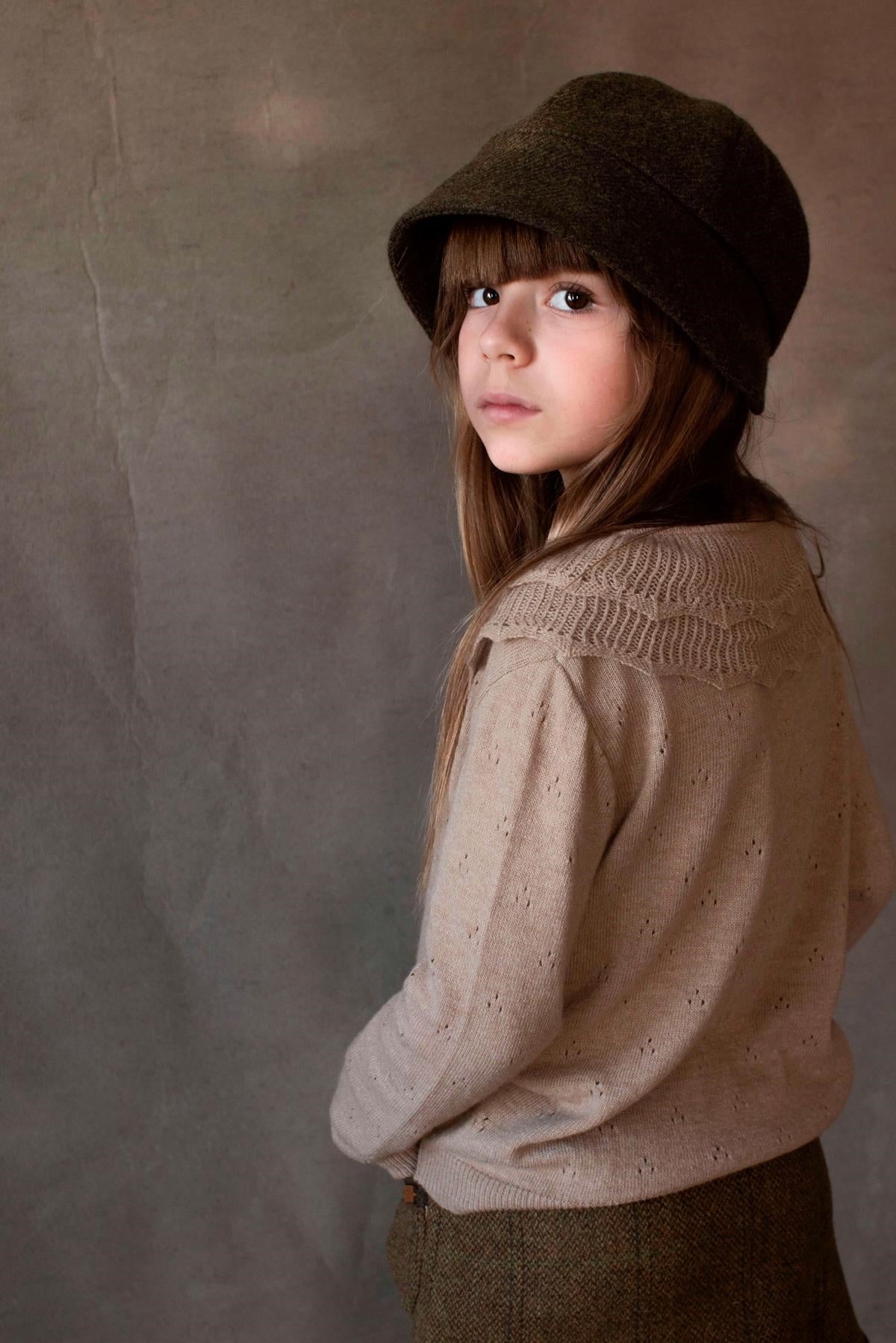 16.2 Beige knitted jersey with double frill collar-Popelin