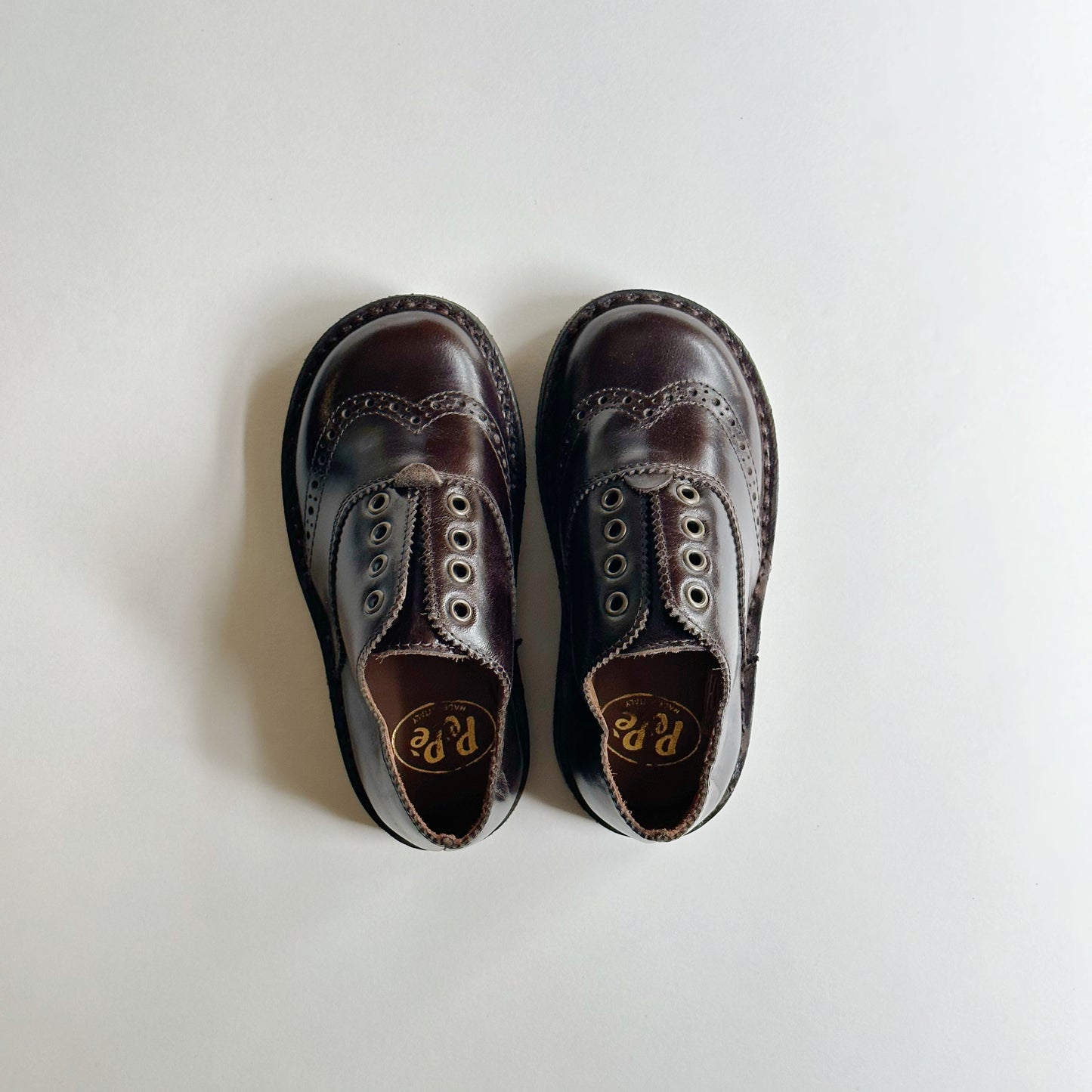 Eyelet-Detail Leather Brogue, Fondente- PèPè